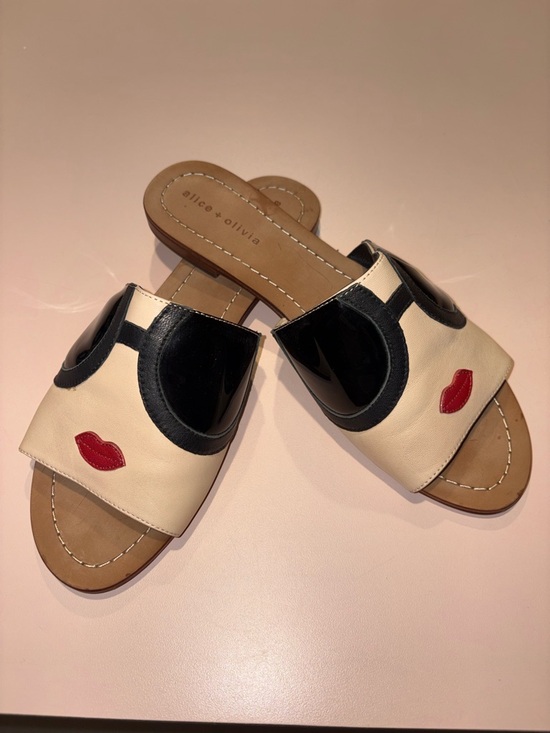Alice + Olivia “Stace Face” slides size 38.5 - Picture 6 of 6